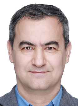 会议主讲人：Dr. Shadiev Rustam Narzikulovich, Professor